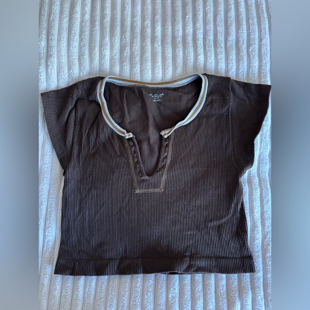 Urban outfitters go for gold top
